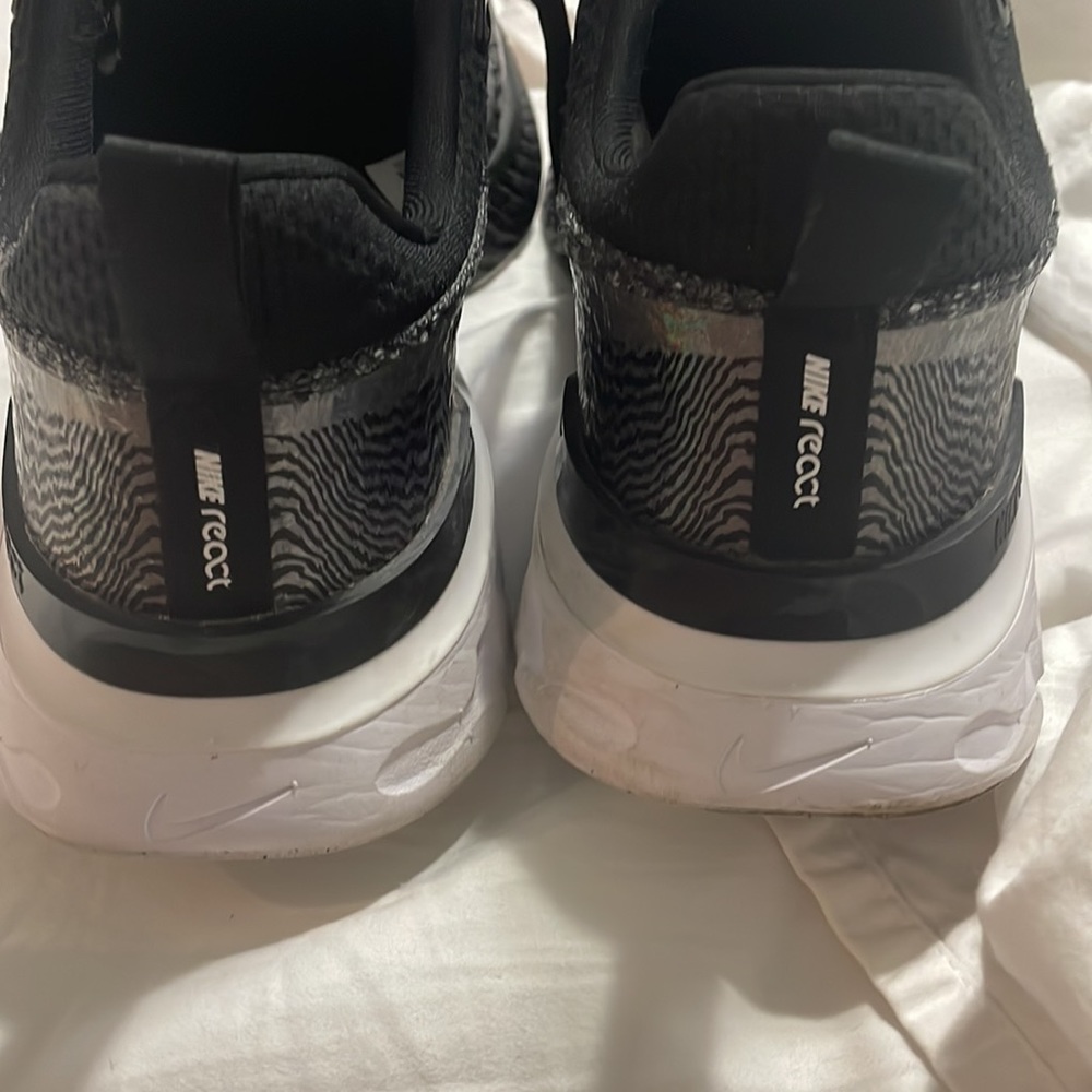Nike React - image 4